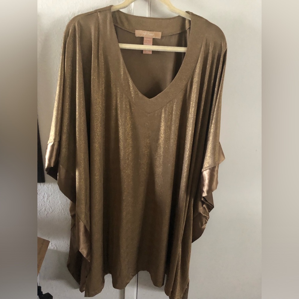 Soft Focus Gold Fluid Caftan Top- 924 $35 or $30 w/offer